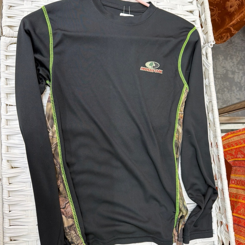 Boys Mossy Oak Long sleeve Shirt M (10-12)